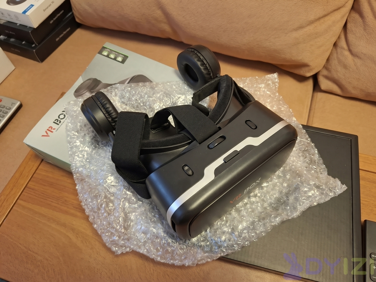 VR-очки для смартфона VR Shinecon (с наушниками)